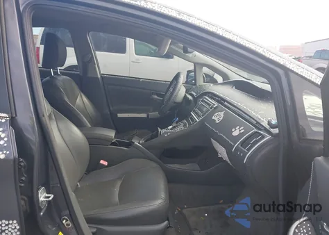 2011 Toyota Prius Two from USA, damaged, VIN JTDKN3DU6B5357732